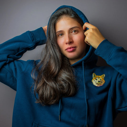 Персонализиран суитшърт с бродиран портрет на домашен любимец