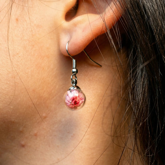 Обеци с Истинско Цвете и Персонализация