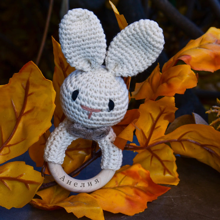 Детски Подаръчен Комплект – Ръчно Изработени Бебешки Играчки с Персонализация - Wishifyy