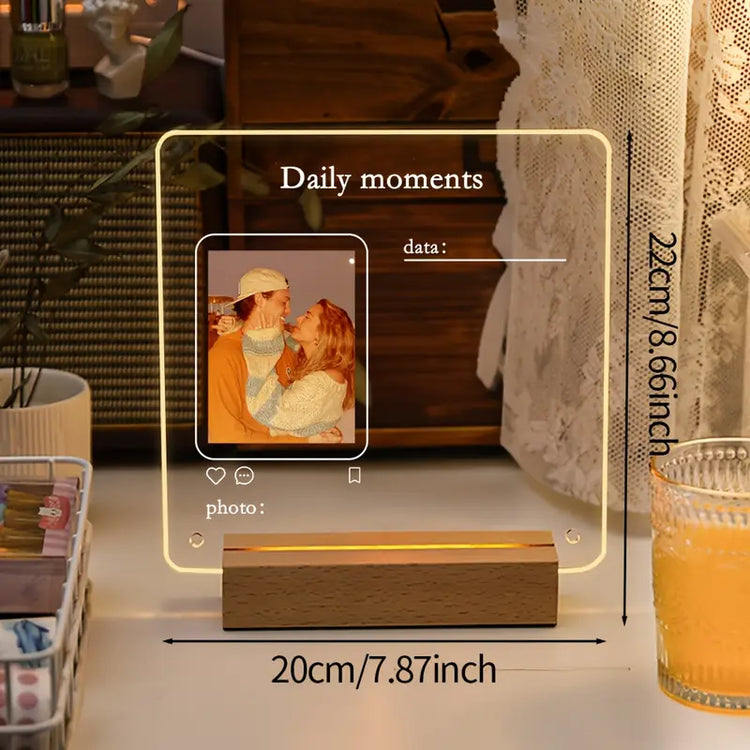Персонализирана LED Нощна Лампа със Снимки – Уникален Подарък