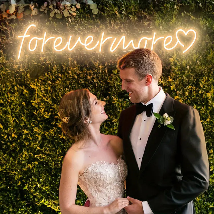 Personalized LED neon sign – 2 lines, 11 colors, USB powered