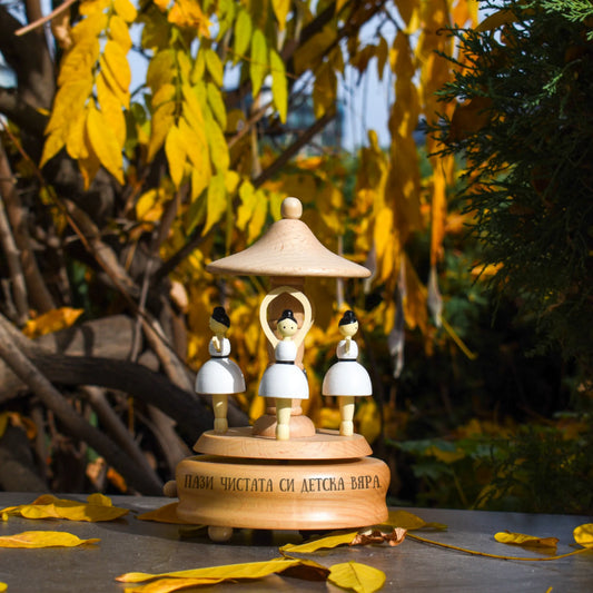 Дървена Музикална Кутия Балерина – Букова, Ръчна Изработка, Персонализирана