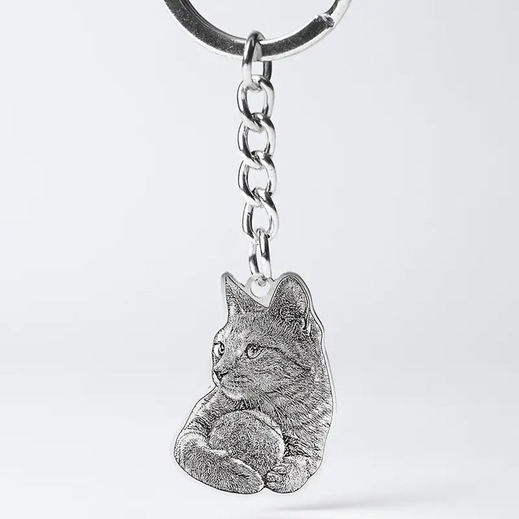 Engraved keychain with a pet portrait