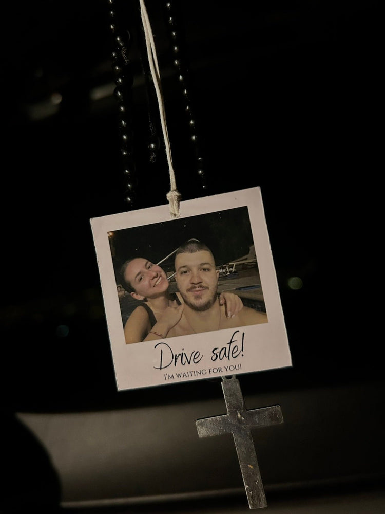 Персонализиран Талисман за Автомобил 5×5 см – Снимка и Пожелание - Wishifyy