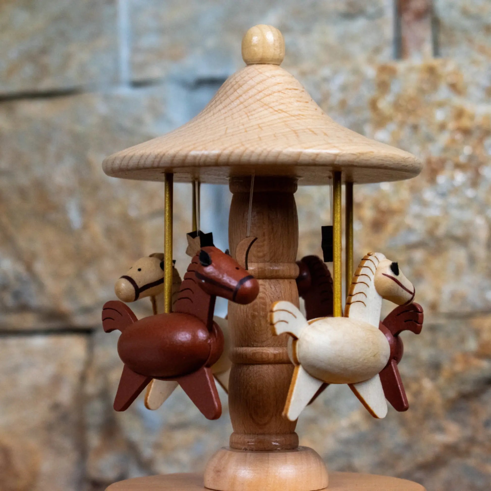 Дървена Музикална Кутия Карусел – Букова с Персонализация - Wishifyy