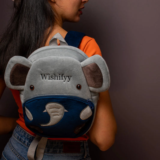 Детска Раница Слонче с Име – Бродирана Персонално, Мека и Удобна - Wishifyy