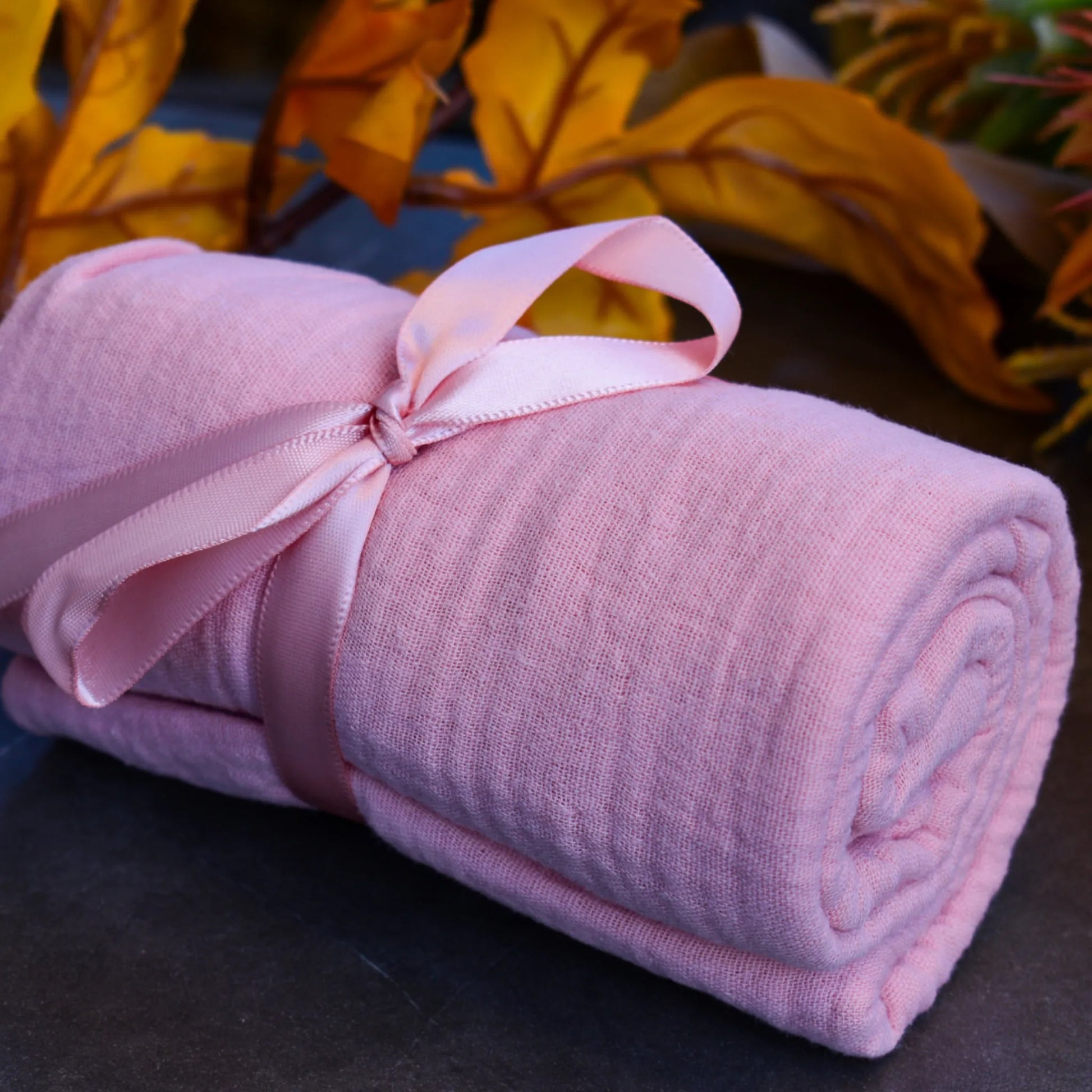 Детски Подаръчен Комплект – Ръчно Изработени Бебешки Играчки с Персонализация - Wishifyy