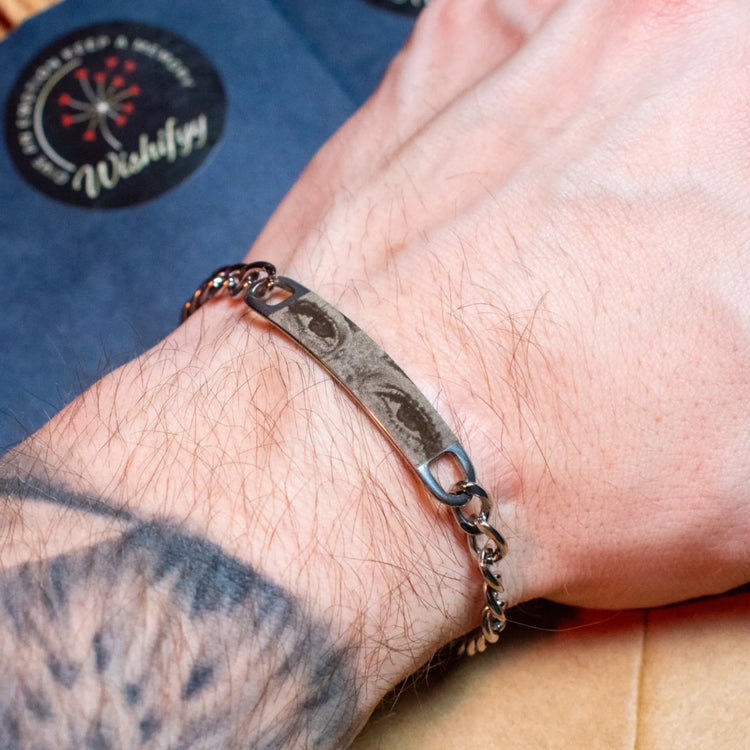 Гривна с гравирани очи по избор – Регулируема, от неръждаема стомана - Wishifyy