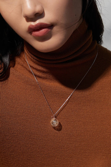 Сребърно Колие „Направи Желание“ – Истински Глухарчета + Гравирана Плочка | Wishifyy - Wishifyy